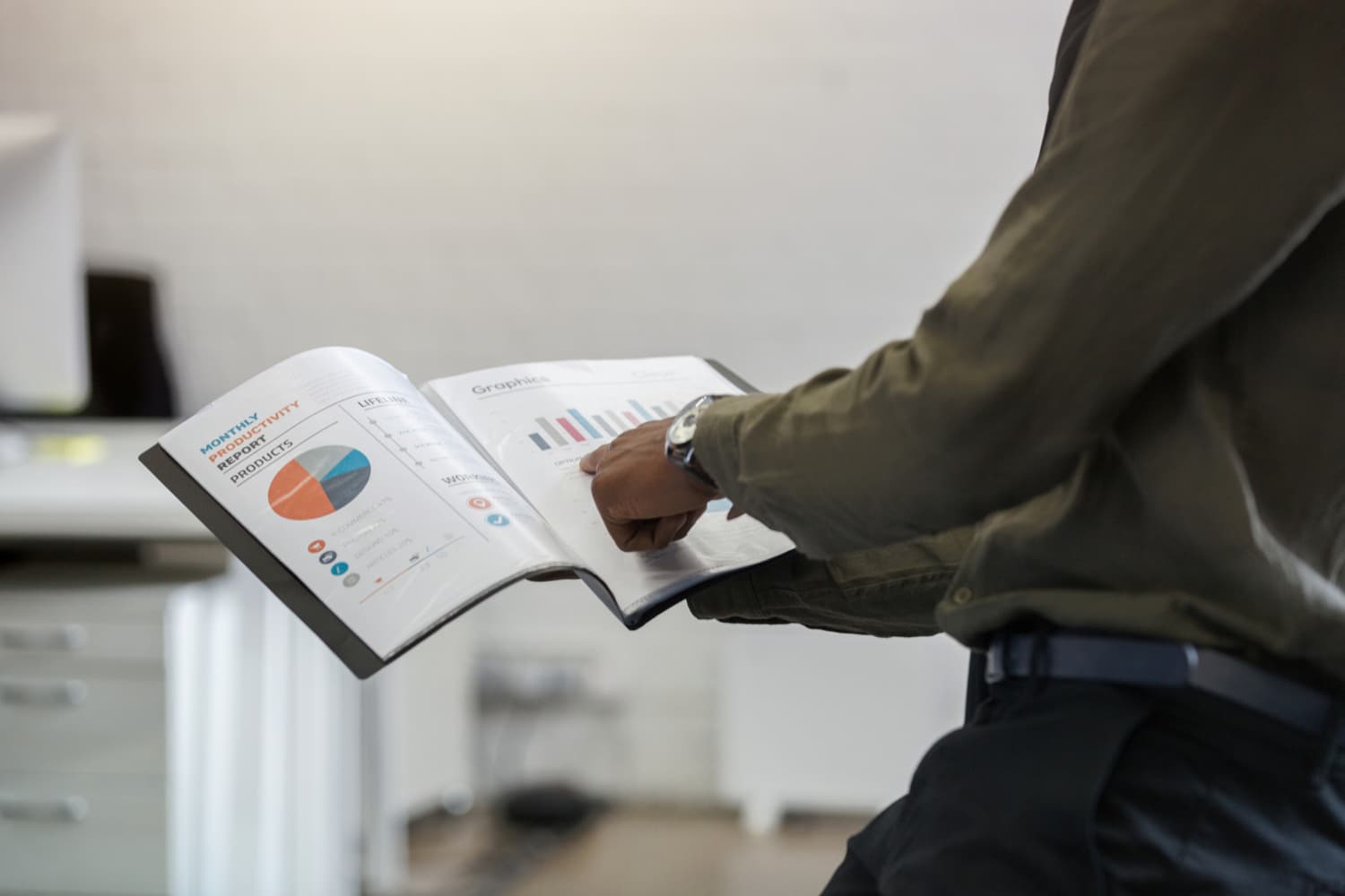 Insights and reports background